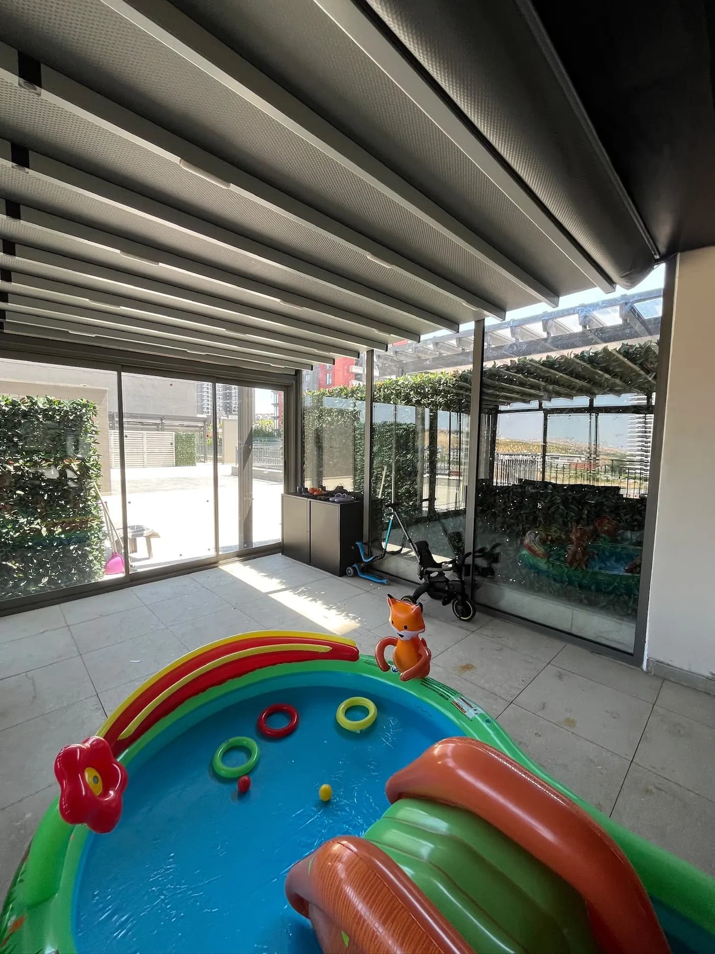 Pergola Tente + Sürme Cam uygulaması. Beytepe, Ankara