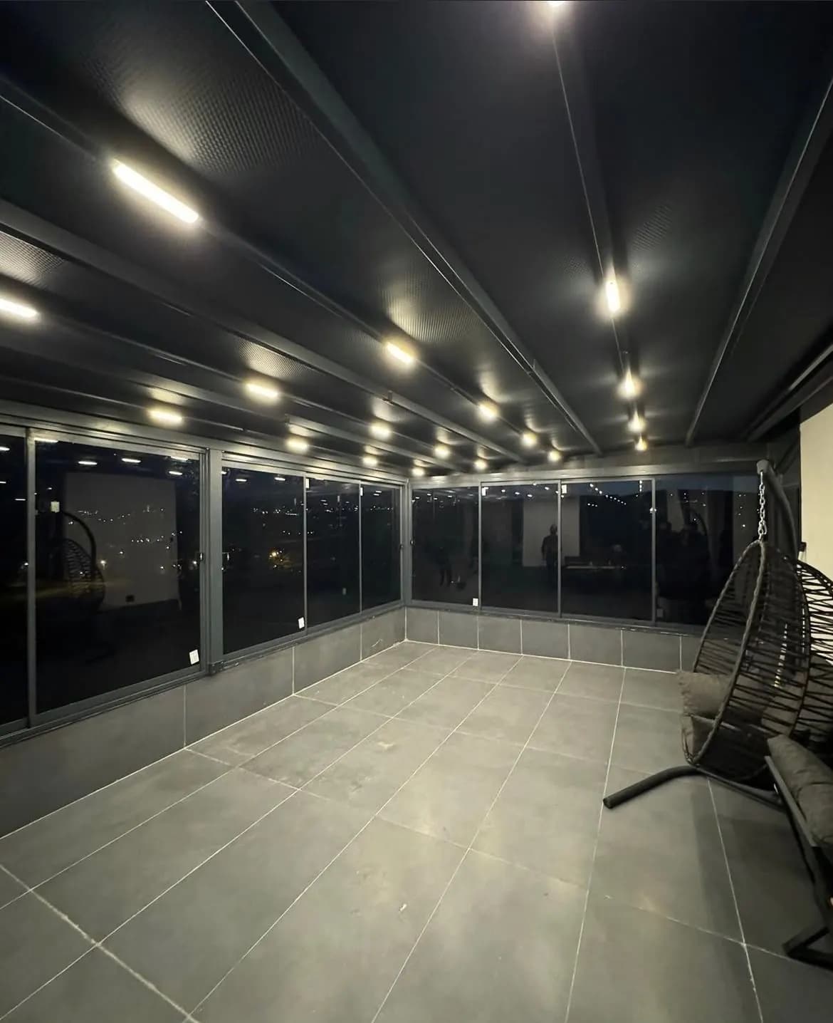 Pergola Tente + Sürme Cam uygulaması. Pursaklar, Ankara